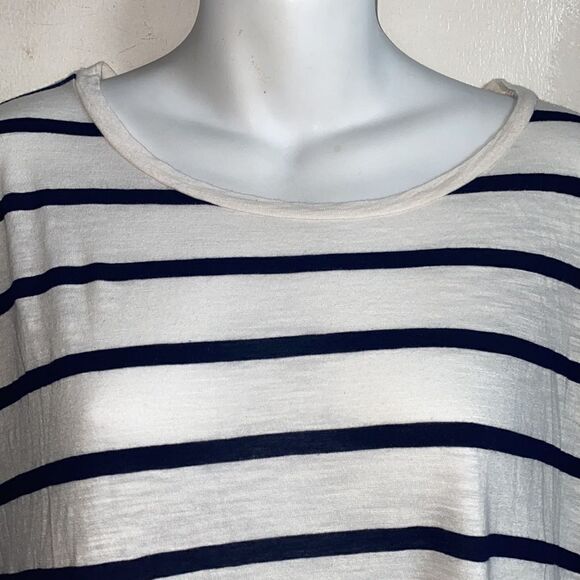 VELVET By Graham & Spencer Split Back LS Tee-M - Picture 2 of 7